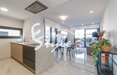 Купить квартиру с бассейном недалеко от моря и пляжей в Amanecer IX, Ориуэла Коста. ID: 6325