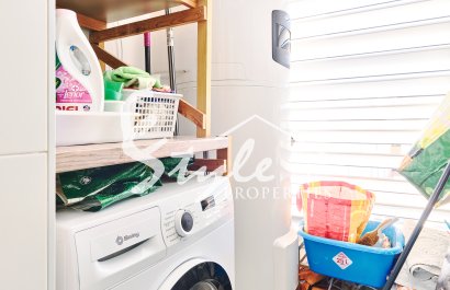 Resale - Apartment - Orihuela Costa  - Villamartin