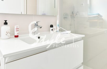 Resale - Apartment - Orihuela Costa  - Villamartin