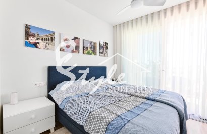 Resale - Apartment - Orihuela Costa  - Villamartin