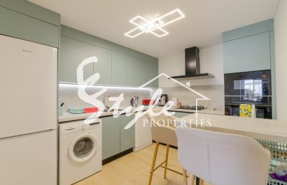 Resale - Townhouse - Los Altos