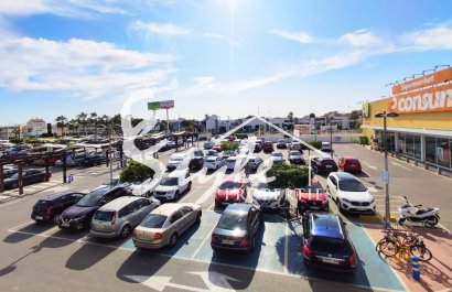 Resale - Townhouse - Los Altos