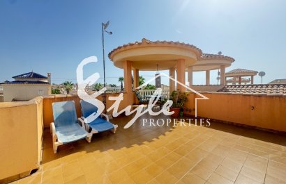 Resale - Villa - Orihuela Costa  - Villamartin