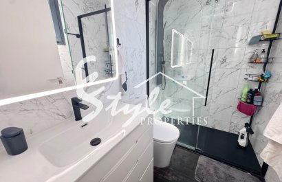 Resale - Townhouse - Orihuela Costa  - Villamartin