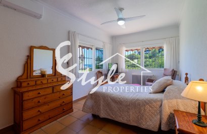 Resale - Villa - Campoamor