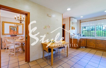 Resale - Villa - Campoamor