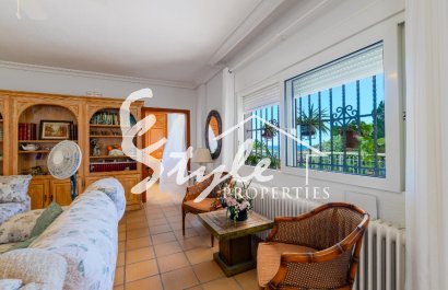 Resale - Villa - Campoamor