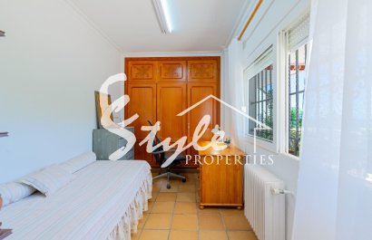 Resale - Villa - Campoamor