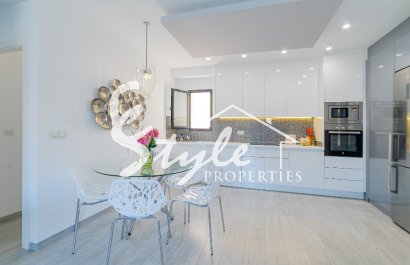 Resale - Apartment - Mil Palmeras