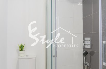 Resale - Apartment - Mil Palmeras