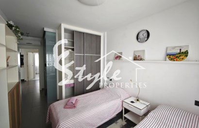 Resale - Apartment - Orihuela Costa  - La Zenia