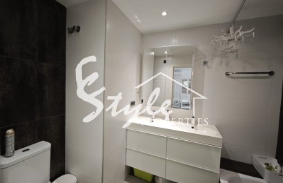 Resale - Apartment - Orihuela Costa  - La Zenia