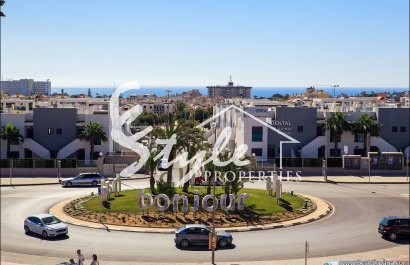 Resale - Apartment - Orihuela Costa  - La Zenia
