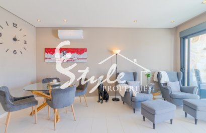 Resale - Apartment - Punta Prima