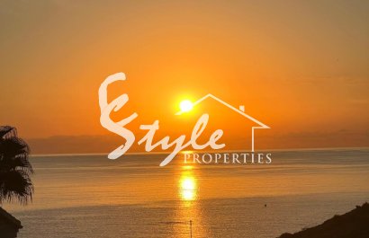 Resale - Villa - Campoamor