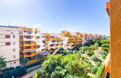 Resale - Apartment - Punta Prima
