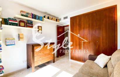 Resale - Apartment - Punta Prima
