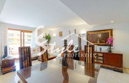 Resale - Apartment - Punta Prima