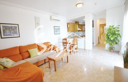 Se vende piso en Aguamarina , Cabo Roig, Orihuela Costa, Costa Blanca. ID2679