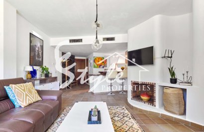 Resale - Apartamento - Punta Prima