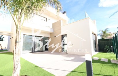 Buy villa in Murcia region on Mediterranean Sea close to Mar Menor. ID ST-6356