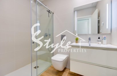 Resale - Apartment - Orihuela Costa  - Villamartin