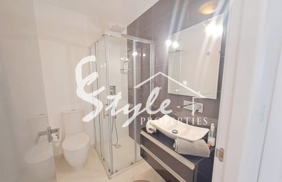 Resale - Apartment - Mil Palmeras