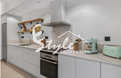 New build ground floor apartments for sale close to sea in Torrevieja, Costa Blanca, Spain ON1901