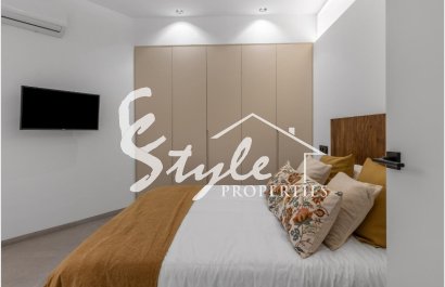 New build ground floor apartments for sale close to sea in Torrevieja, Costa Blanca, Spain ON1901