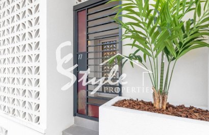 New build ground floor apartments for sale close to sea in Torrevieja, Costa Blanca, Spain ON1901