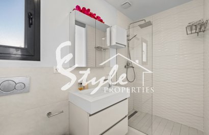 Resale - Townhouse - Punta Prima