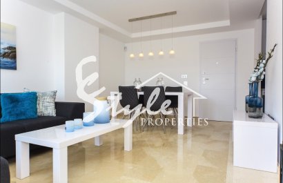 Apartamento de obra nueva en venta en Villamartín, Costa Blanca, España.ON1905