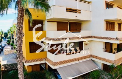 Продается квартира недалеко от пляжа в Ла Энтрада, Пунта Прима, Коста Бланка, Испания. ID2597