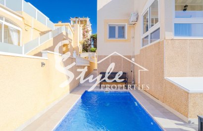 Resale - Villa - Orihuela Costa  - Los Altos