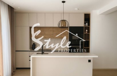 For sale new modern apartment in Santa Rosalia Lake. ID2872