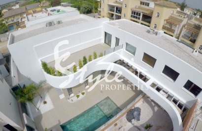 New build - Adosado - Alicante - Heredades