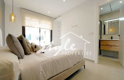 New build - Adosado - Alicante - Heredades