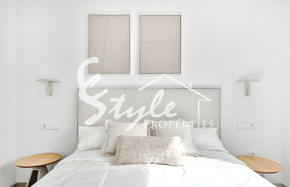 Nuevo - Villa - LOS MONTESINOS - La Herrada