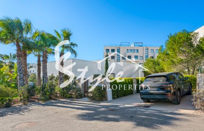 Reventa - Villa - Las Colinas - Las Colinas Golf