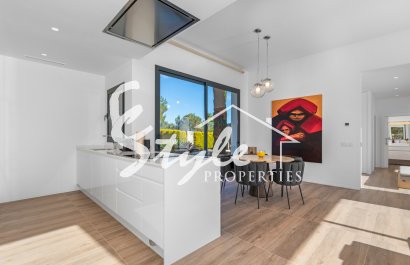 Reventa - Villa - Las Colinas - Las Colinas Golf