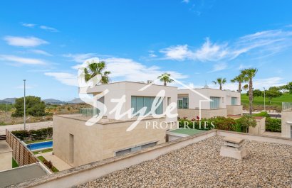 Resale - Villa - Orihuela Costa  - Vistabella Golf