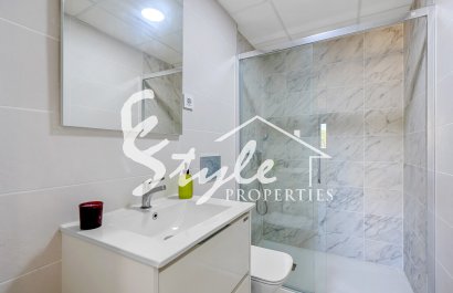 Resale - Apartments - Orihuela Costa  - Punta Prima