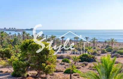 Resale - Apartments - Orihuela Costa  - Punta Prima