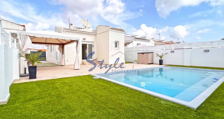 Вторичное жилье - Detached Villa - Torrevieja - San Luis