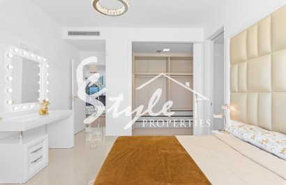 Resale - Villa - San Miguel - San Miguel De Salinas