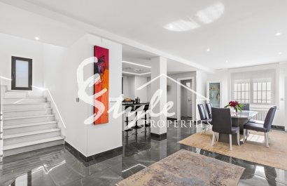 Resale - Villa - San Juan Alicante - Frank Espinós