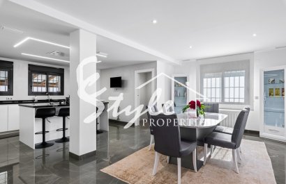 Resale - Villa - San Juan Alicante - Frank Espinós