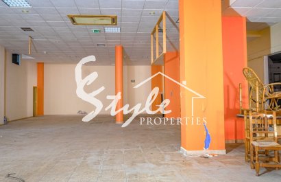 Вторичное жилье - Commercial - Torrevieja - Торревьеха