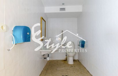 Вторичное жилье - Commercial - Torrevieja - Торревьеха