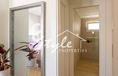 Resale - Apartment - Orihuela Costa  - Villamartin